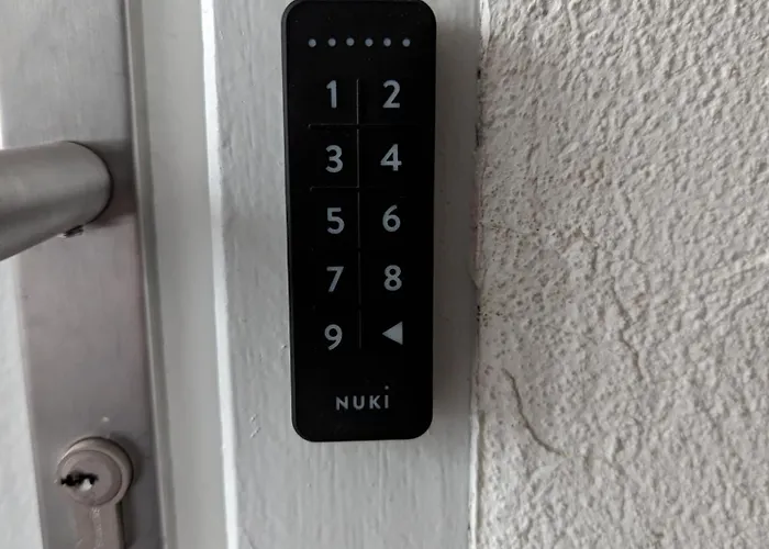 Appartement Proche Du Centre Ville, Calme, Climatise, Avec 2 Salles D'eau